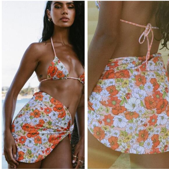 🆕 NWT VDM KYLIE Miniskirt Swim Coverup KYLIE Daisy 70s Floral Orange Retro Print - Picture 1 of 5